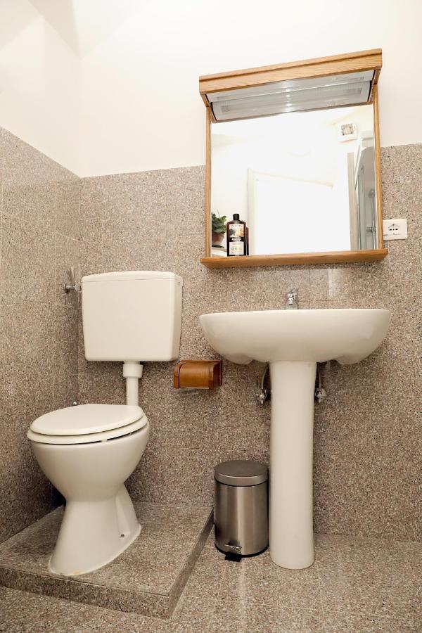 Da Lella City Centre Apartment ตรีเอสเต ภายนอก รูปภาพ